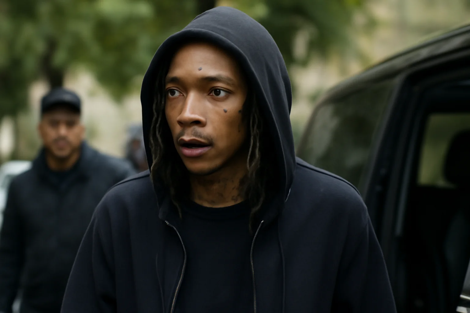 Wiz Khalifa evadat, dat în urmărire generală de autorități